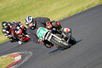 brands-hatch-photographs;brands-no-limits-trackday;cadwell-trackday-photographs;enduro-digital-images;event-digital-images;eventdigitalimages;no-limits-trackdays;peter-wileman-photography;racing-digital-images;trackday-digital-images;trackday-photos